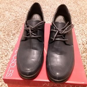 Navy leather shoes